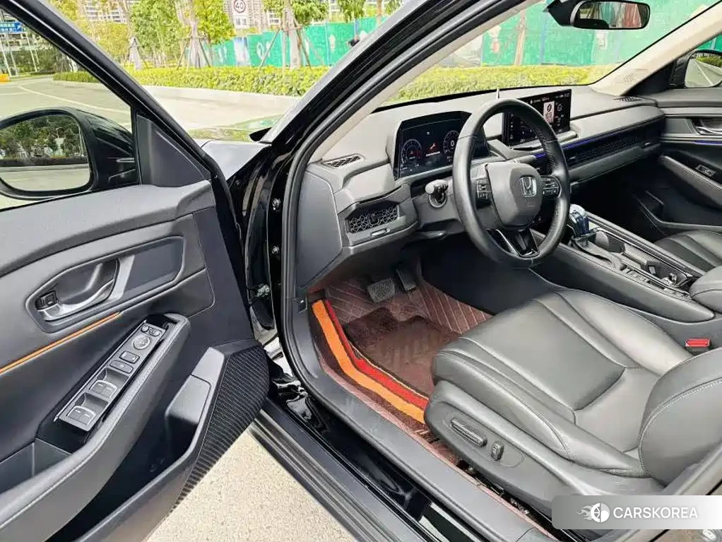 Honda Accord id 4576517 из Китая 9