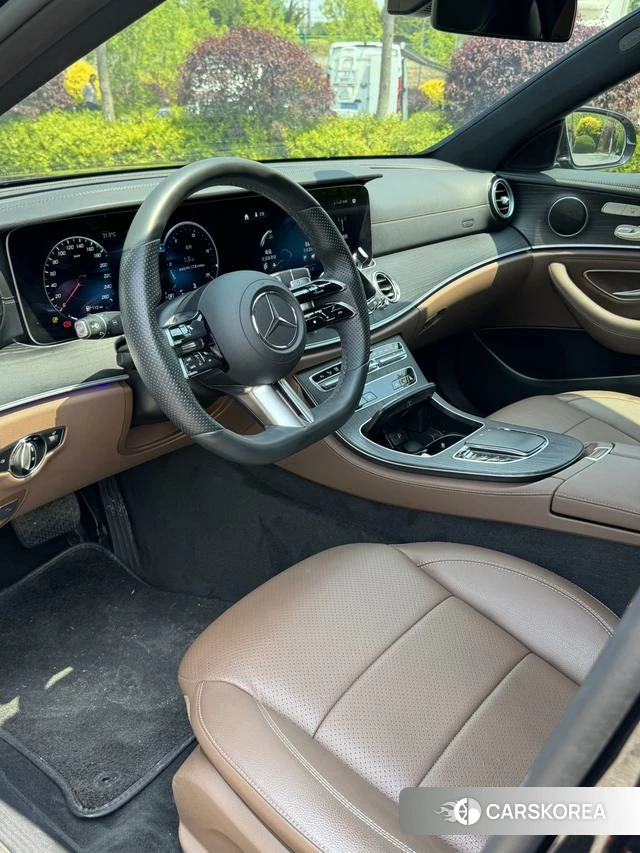 Mercedes-Benz E-class id 4299383 из Китая 9