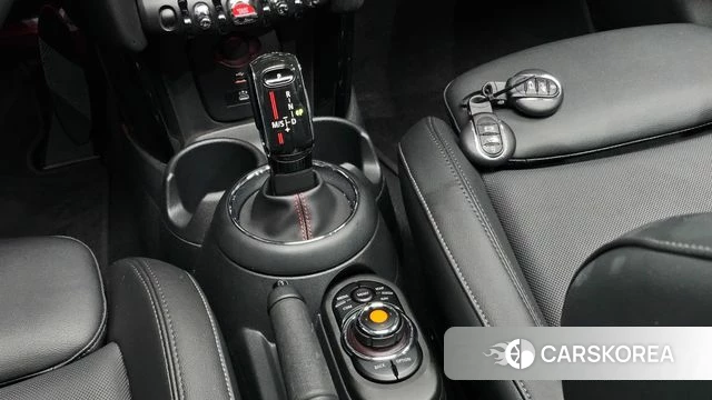 Mini Cooper S id 4881906 из Кореи 19