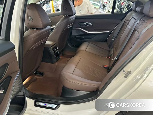 BMW 3 series id 4334770 из Китая 13