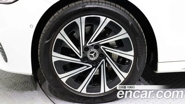 Mercedes-Benz E-Class W214 id 2684330 из Кореи 19