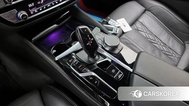 BMW 5 Series (G30) id 3044176 из Кореи 19