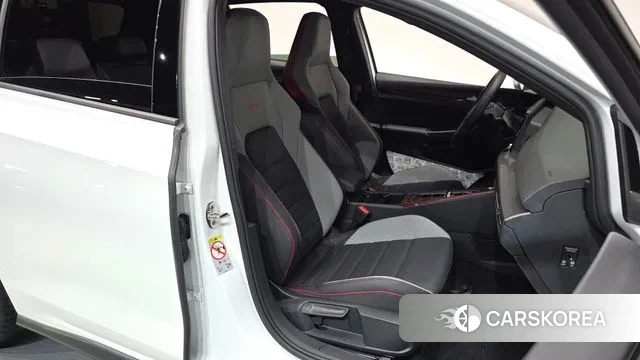 Volkswagen Golf 8th Generation id 3052680 из Кореи 19