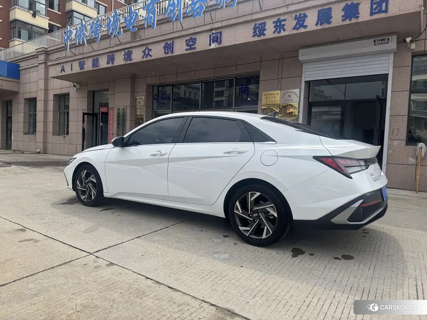 Hyundai Elantra id 4600615 из Китая 9