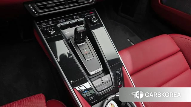 Porsche 911(992) id 3865308 из Кореи 19