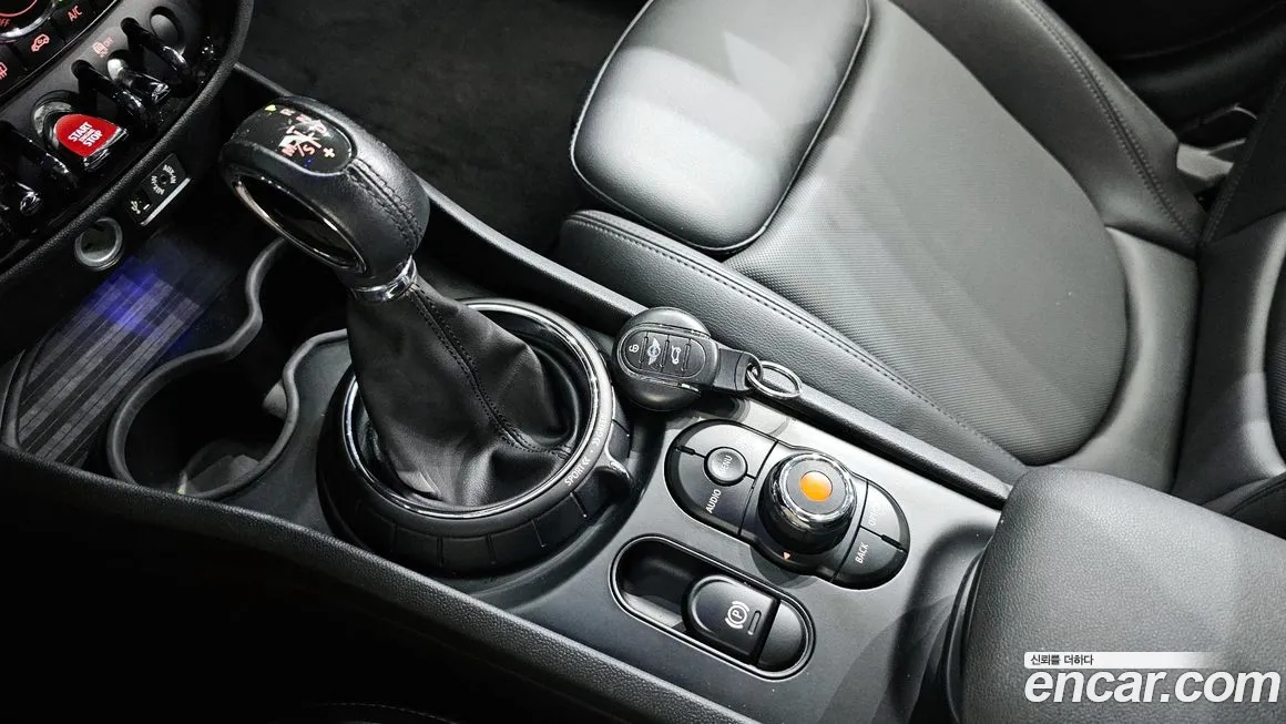 Mini Cooper D Clubman id 1849642 из Кореи 19