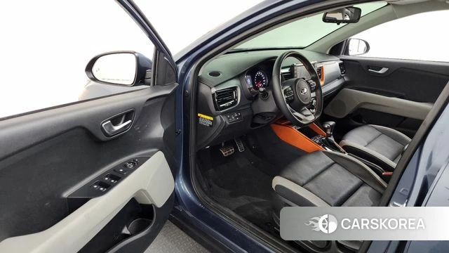 Kia Stonic id 3814027 из Кореи 19