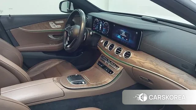 Mercedes-Benz E-Class W213 id 3556835 из Кореи 19
