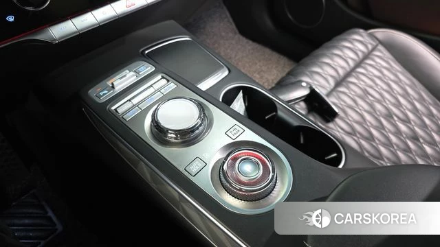 Genesis GV70 id 4267777 из Кореи 34