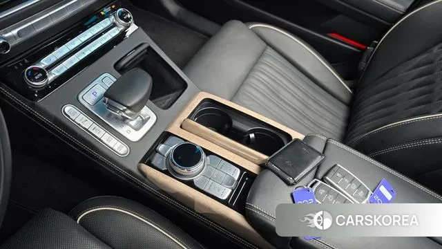 Genesis G90 id 3582255 из Кореи 19