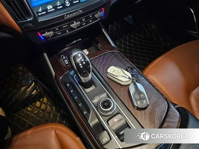 Maserati Levante id 3319619 из Кореи 19