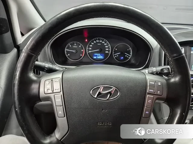 Hyundai The New Grand Starex id 3573436 из Кореи 19