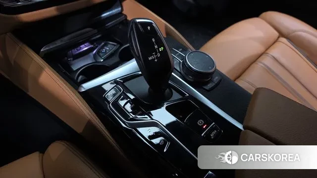 BMW 5 Series (G30) id 2998255 из Кореи 19