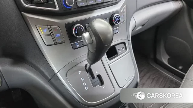 Hyundai The New Grand Starex id 3444450 из Кореи 19