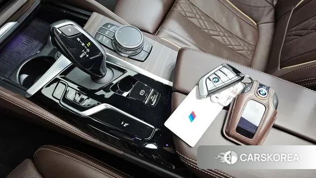 BMW 5 Series (G30) id 3417332 из Кореи 19