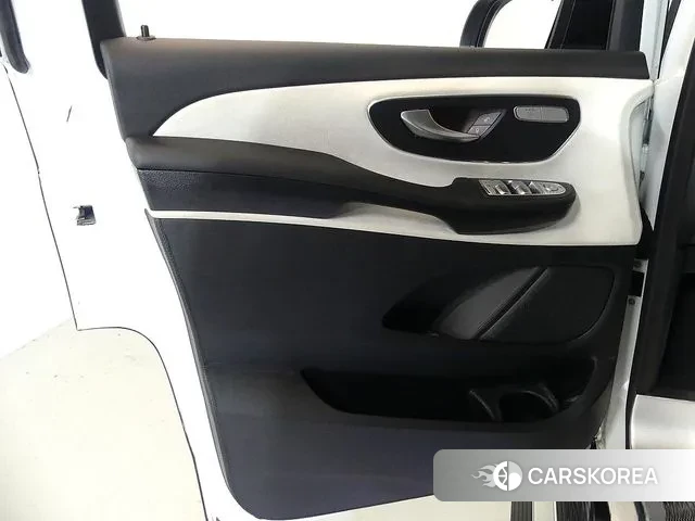 Mercedes-Benz V-Class id 3267511 из Кореи 19