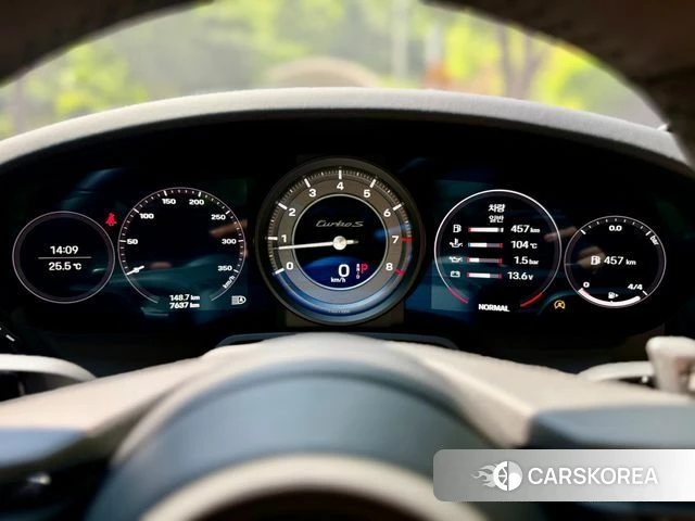 Porsche 911(992) id 4389679 из Кореи 17