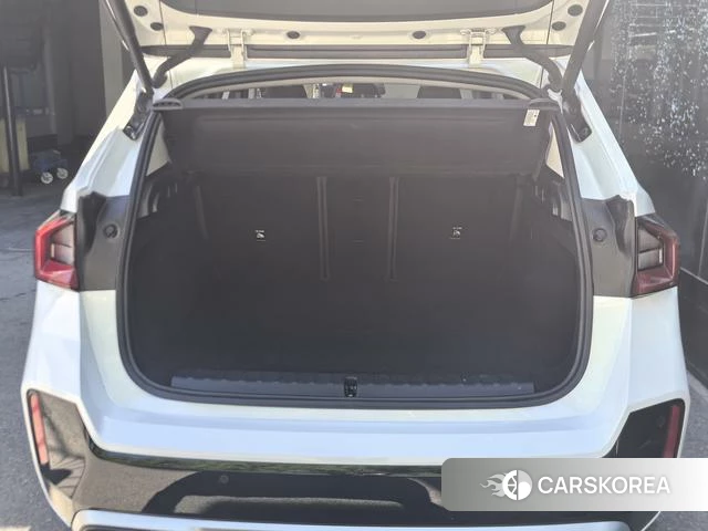 BMW iX1 id 4300403 из Китая 13