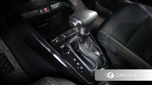 Kia Stonic id 3489900 из Кореи 19