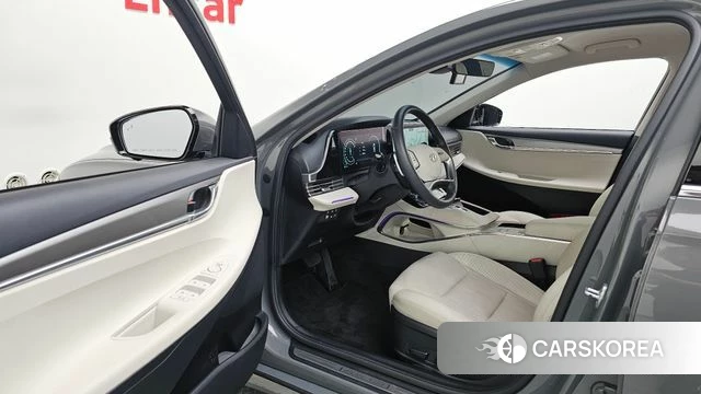 Hyundai The New Grandeur IG Hybrid id 4409454 из Кореи 33