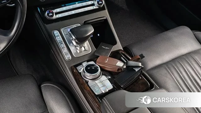 Genesis G90 id 3433396 из Кореи 19