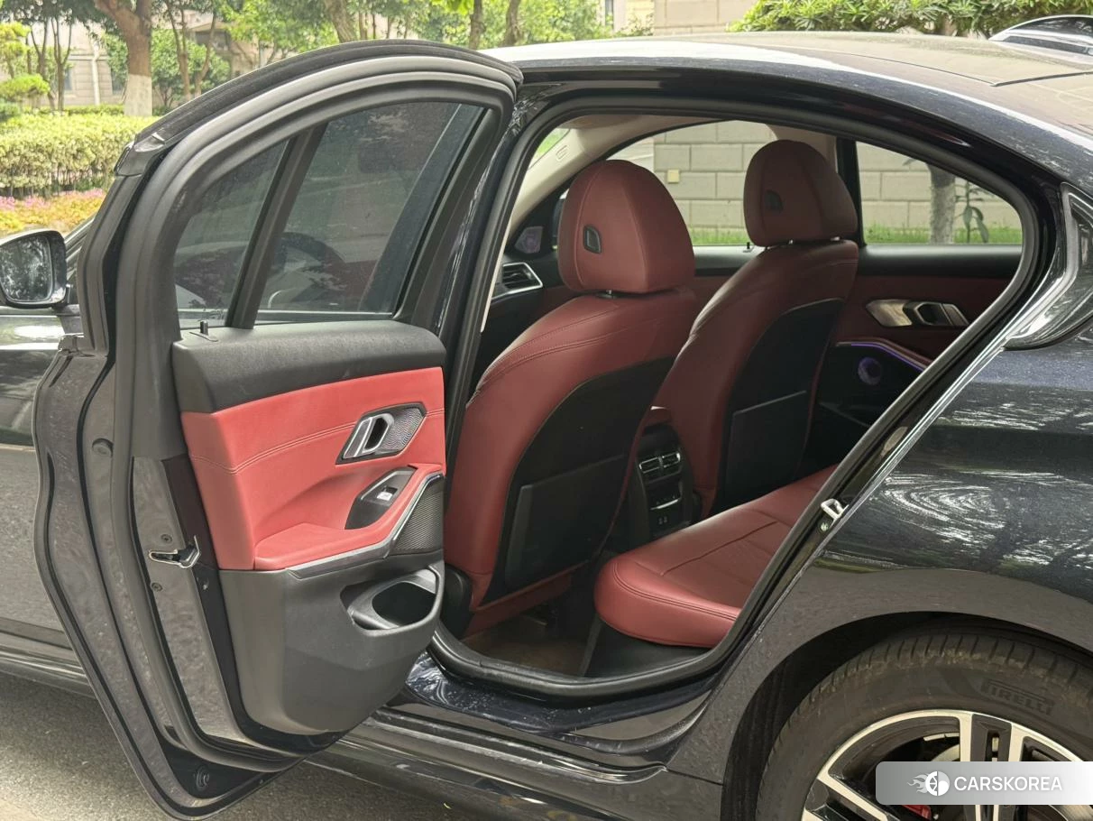 BMW 3 series id 4452284 из Китая 32