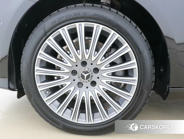 Mercedes-Benz E-class id 4291019 из Китая 16