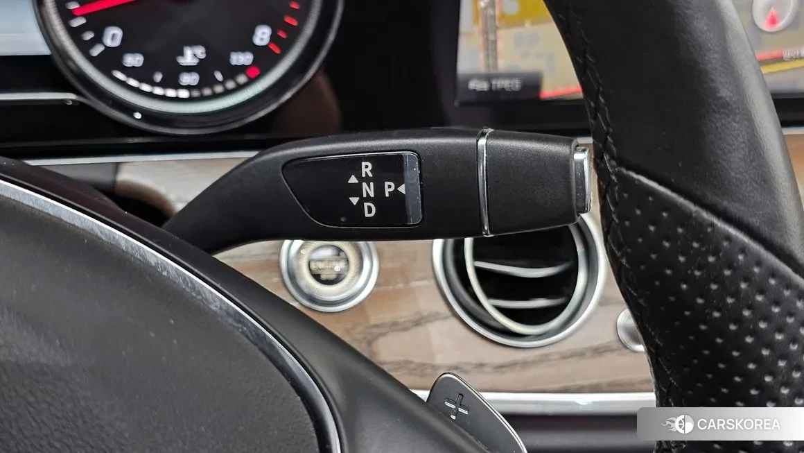 Mercedes-Benz E-Class W213 id 1872718 из Кореи 19