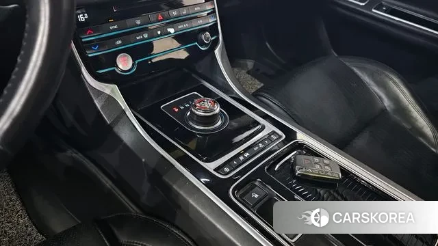 Jaguar XF (X260) id 3072146 из Кореи 19