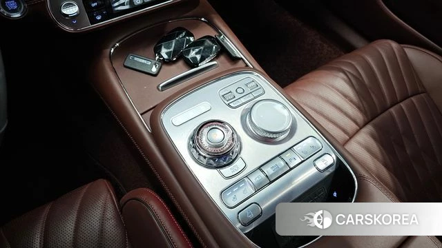 Genesis G90 (RS4) id 4292407 из Кореи 19
