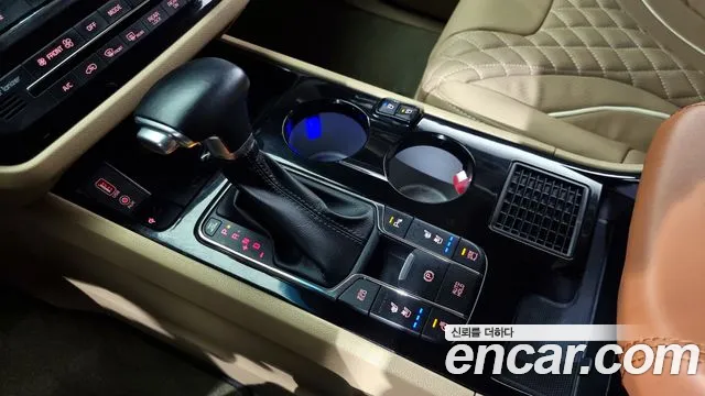 Kia The New Carnival id 2342440 из Кореи 19