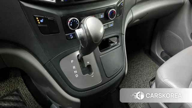 Hyundai The New Grand Starex id 3899569 из Кореи 19