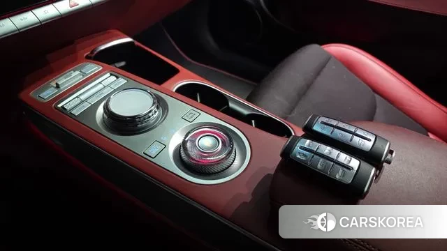 Genesis GV70 id 3378528 из Кореи 19