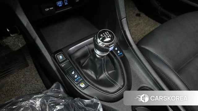 Hyundai Veloster (JS) id 3886271 из Кореи 19