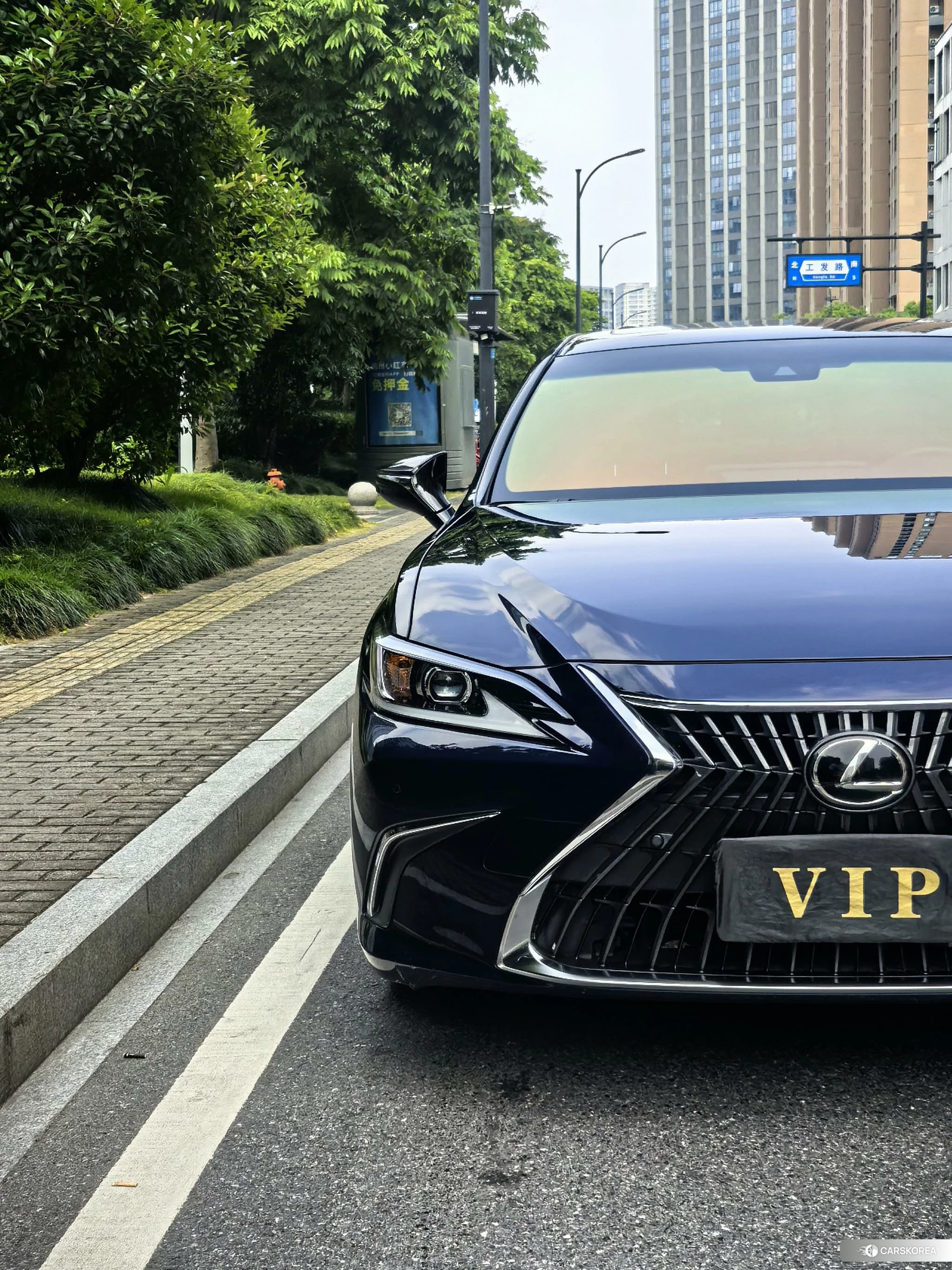 Lexus ES id 4473788 из Китая 15