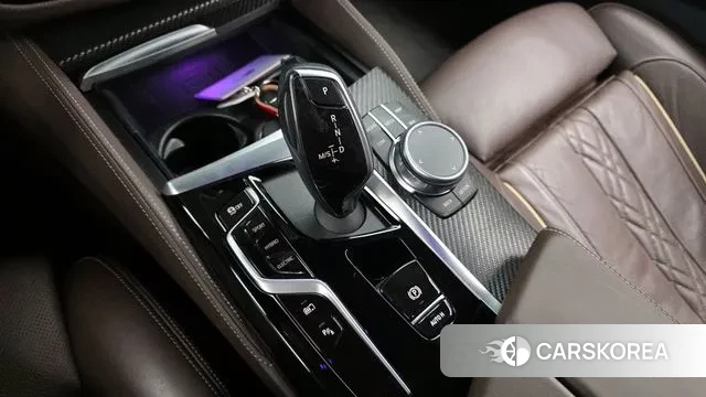 BMW 5 Series (G30) id 3551894 из Кореи 19