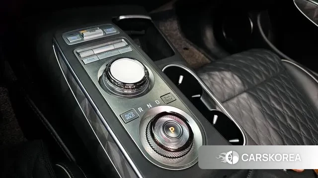 Genesis GV70 id 3394224 из Кореи 19