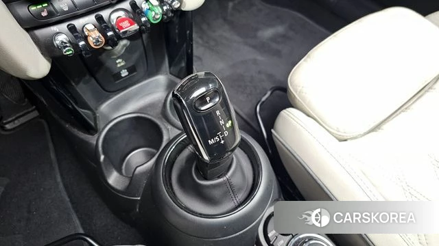 Mini Cooper S id 4835314 из Кореи 31