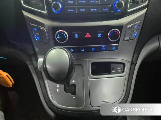 Hyundai The New Grand Starex id 4519499 из Кореи 18