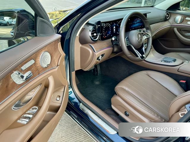 Mercedes-Benz E-class id 4265713 из Китая 20