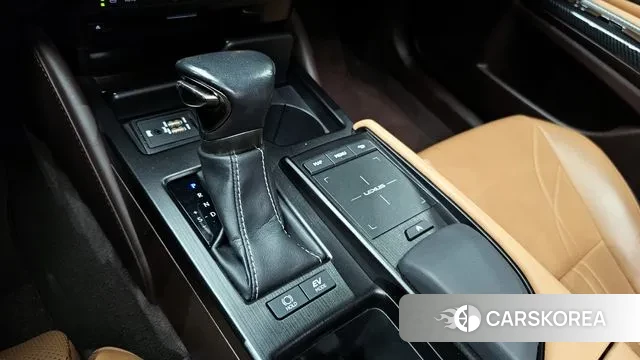 Lexus ES300h 7th generation id 3408063 из Кореи 19