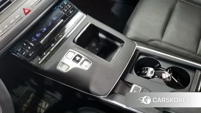 Hyundai The New Grandeur IG id 3038802 из Кореи 19