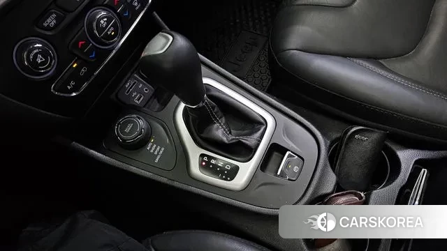 Jeep Cherokee (KL) id 2903130 из Кореи 19