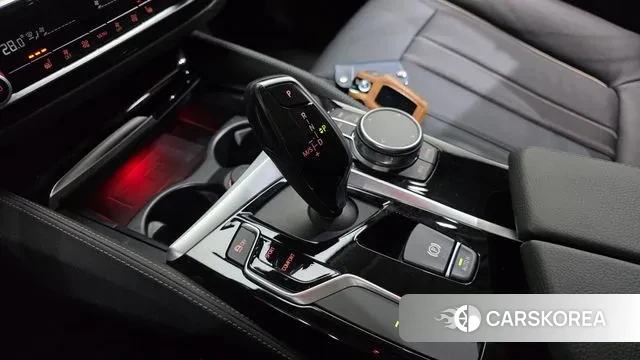 BMW 5 Series (G30) id 3530690 из Кореи 19