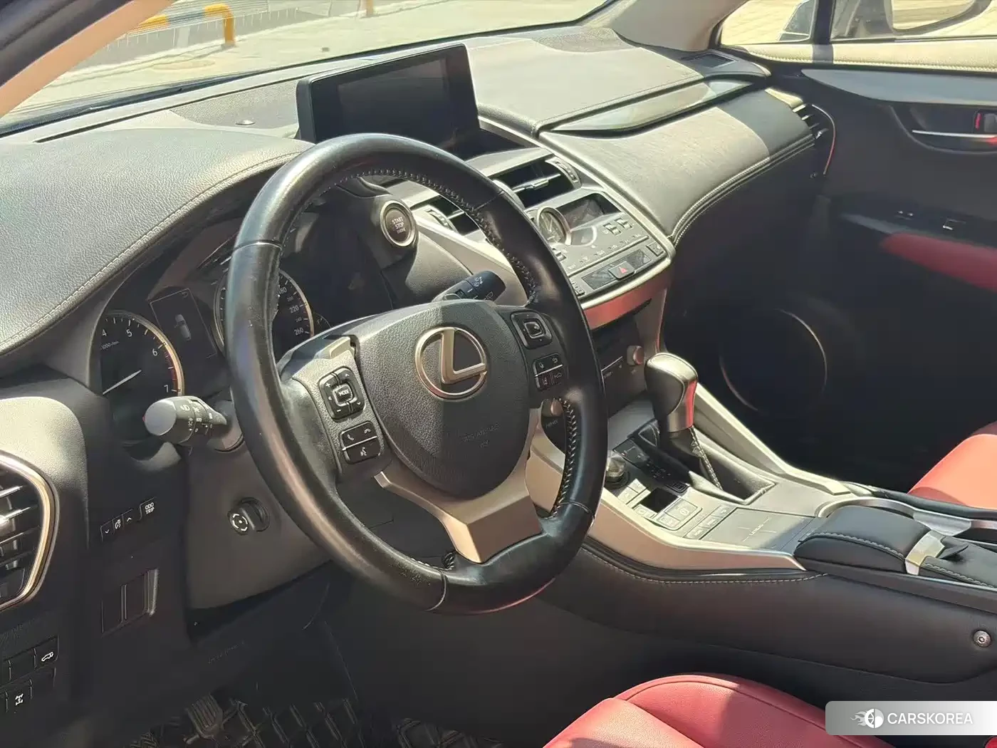 Lexus NX id 4685879 из Китая 18