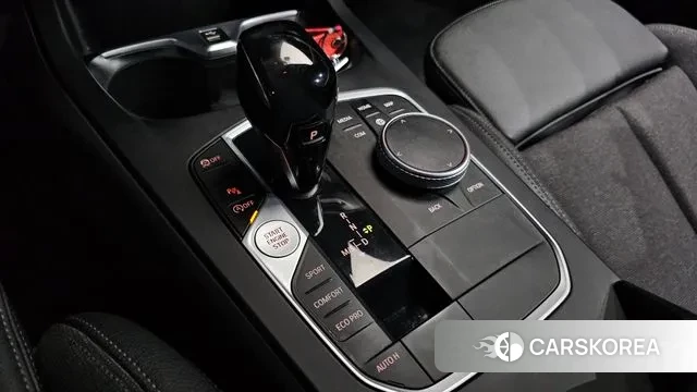 BMW 1 Series (F40) id 3008777 из Кореи 19