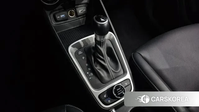 Hyundai Venue id 3540144 из Кореи 19