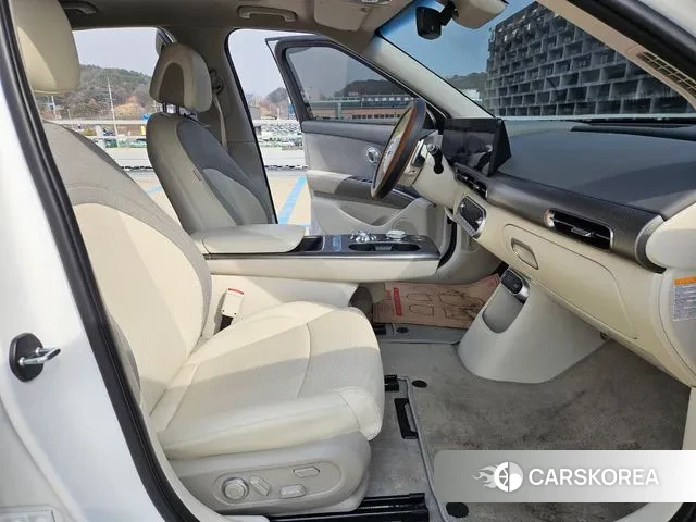 Genesis GV60 id 3680619 из Кореи 19