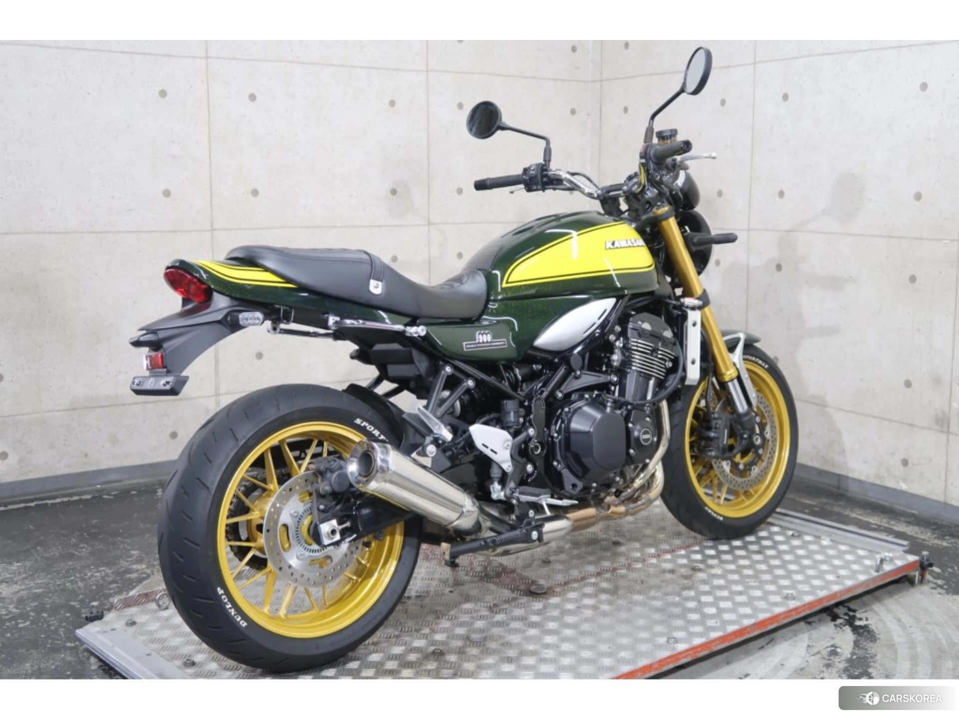 Kawasaki Z900RS id 4185362 из Японии 9