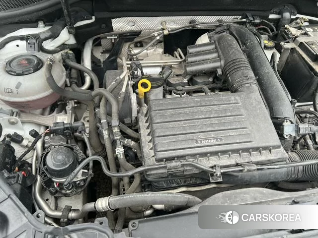 Audi Q2L id 4291220 из Китая 25